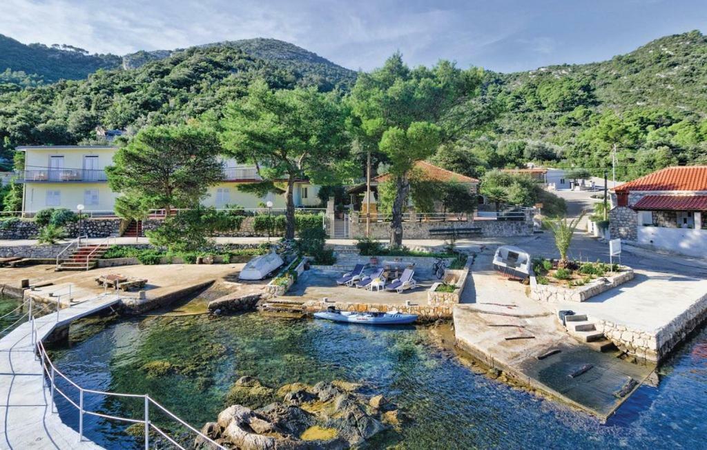 Okuklje Holiday Home Ngoại thất bức ảnh